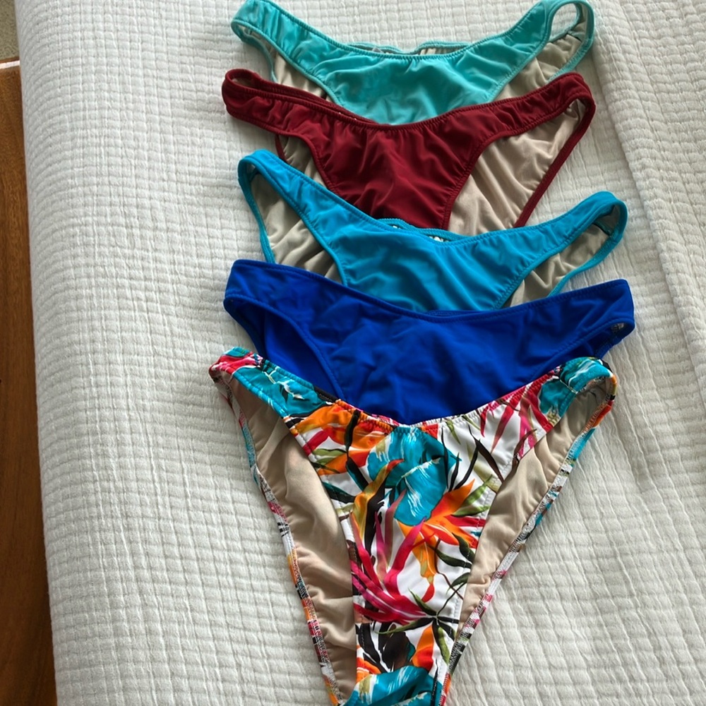Bundle of 5 bikini bottoms